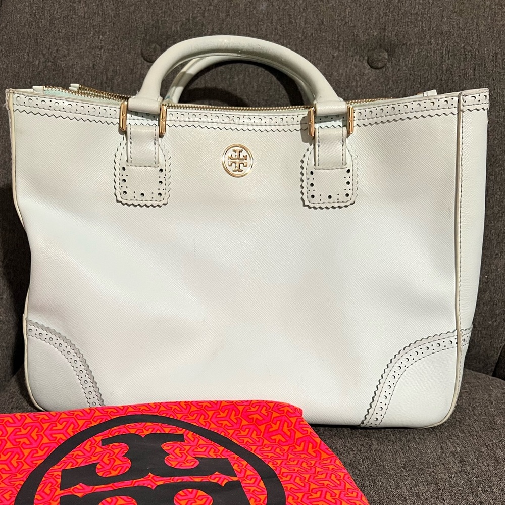 Tory Burch Robinson tote with wallet